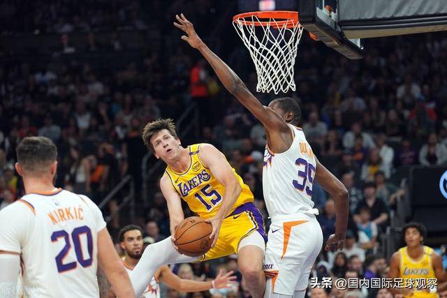 刘铮因崴脚缺阵 袁堂文肌腱撕裂需修养一个月